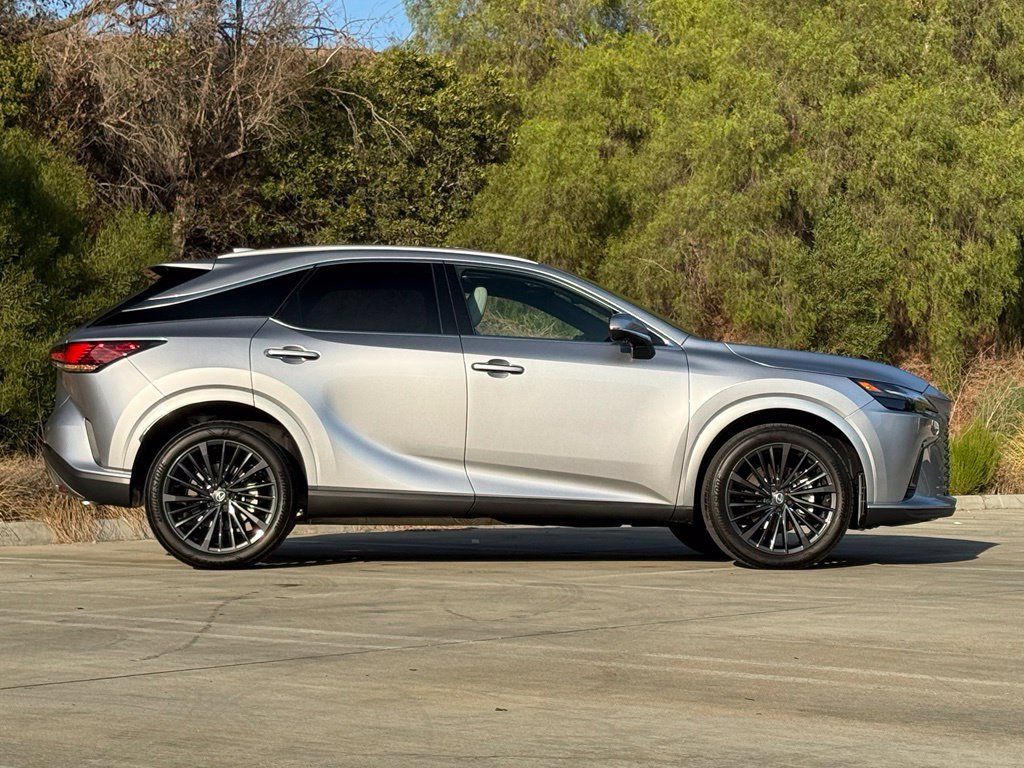 Used 2026 Lexus RX 350 Premium w/ Convenience Package FWD image 11