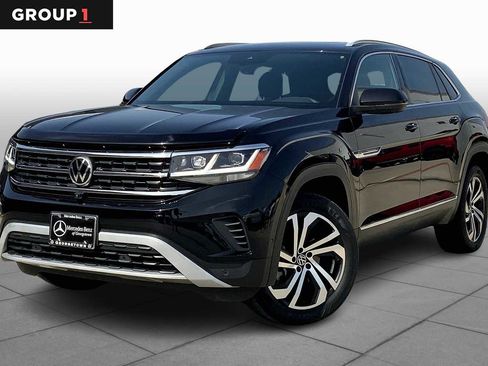 Used 2021 Volkswagen Atlas Cross Sport SEL Premium image 1