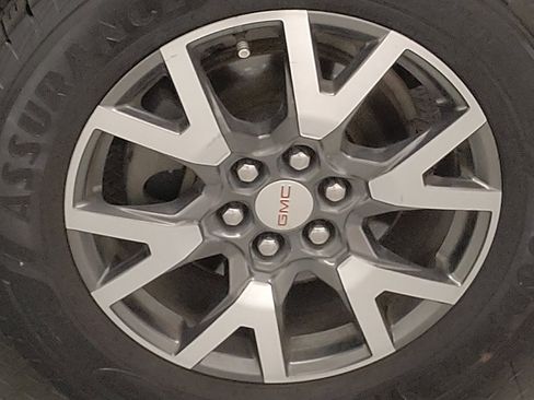 Used 2020 GMC Acadia SLE FWD image 31