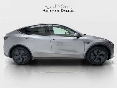 Used 2026 Tesla Model Y Long Range AWD/4WD image 6