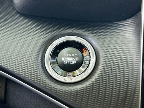 Certified 2024 Jeep Grand Cherokee Altitude image 52