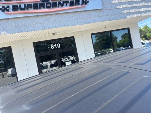 Used 2023 Jeep Wrangler Sport image 12