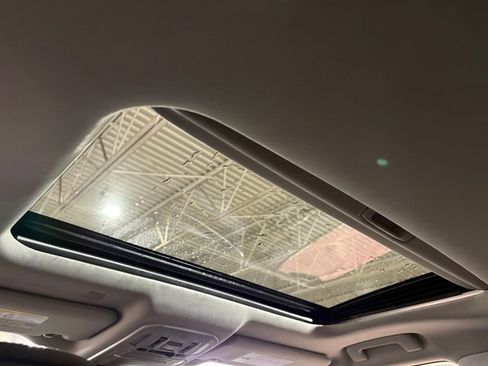 Certified 2022 Toyota Highlander Limited image 15