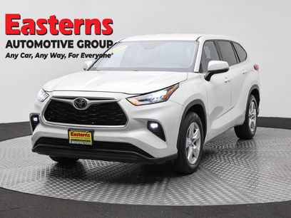 Used 2020 Toyota Highlander LE