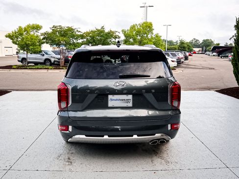 Used 2022 Hyundai Palisade Calligraphy w/ Winter Package FWD image 9