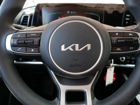 Certified 2023 Kia Sportage LX image 25