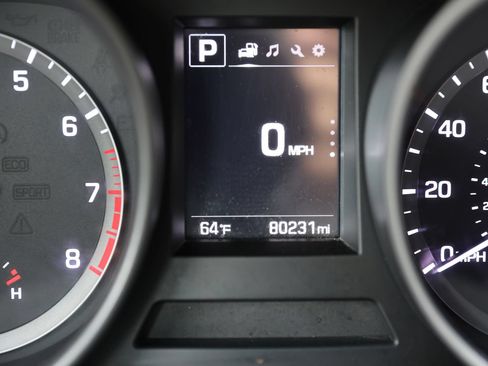 Used 2017 Hyundai Santa Fe Sport AWD/4WD image 35