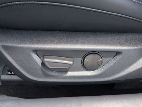 Used 2024 Ford Mustang Coupe image 18