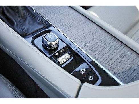 Used 2021 Volvo XC90 T6 Inscription image 29