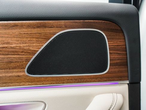 Used 2025 Mercedes-Benz GLE 450 GLE 450 w/ Night Package image 9