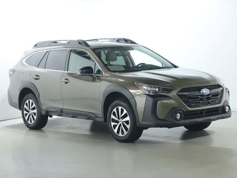 Certified 2023 Subaru Outback Premium image 9