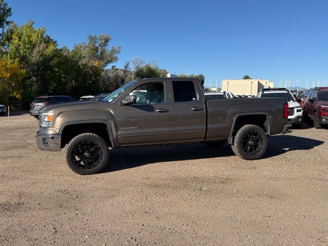Used 2015 GMC Sierra 1500 SLE w/ SLE Value Package AWD/4WD image 2