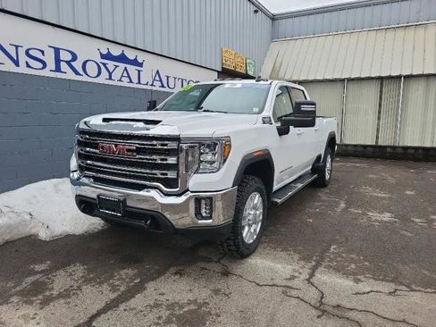 Used 2023 GMC Sierra 2500 SLE w/ SLE Convenience Package image 2