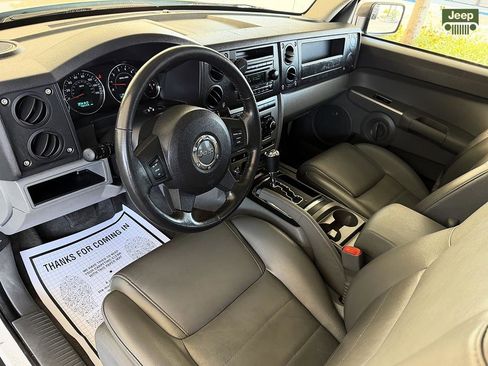 Used 2007 Jeep Commander Sport RWD image 13