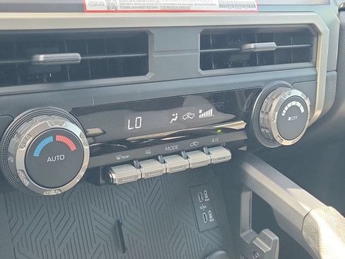 New 2026 Toyota Tacoma TRD Off-Road AWD/4WD image 16