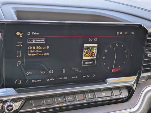 Used 2024 GMC Sierra 1500 SLT image 26