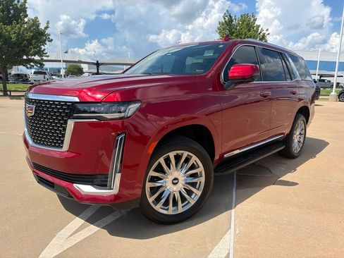 Certified 2024 Cadillac Escalade Premium Luxury AWD/4WD image 1