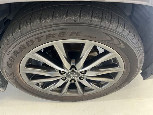 Used 2023 Lexus LX 600 F Sport w/ Accessory Package (Z1) AWD/4WD image 25