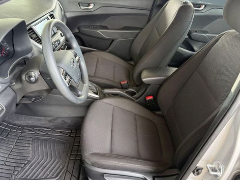 Used 2021 Hyundai Accent SEL image 5