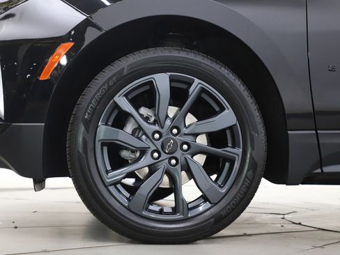 Used 2023 Chevrolet Equinox RS w/ RS Leather Package image 31