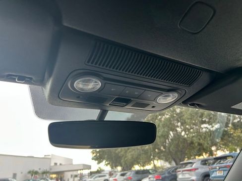 Used 2018 Volkswagen Beetle 2.0T S image 49