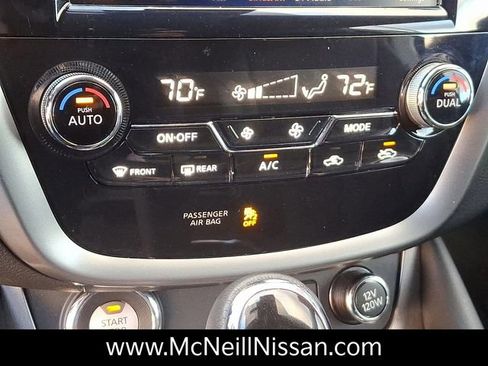 Used 2024 Nissan Murano SL image 16