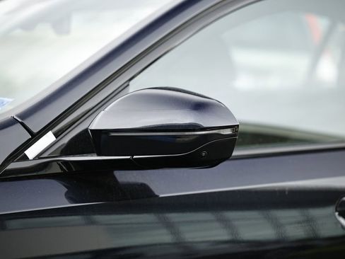 New 2027 BMW 530i xDrive AWD/4WD image 11