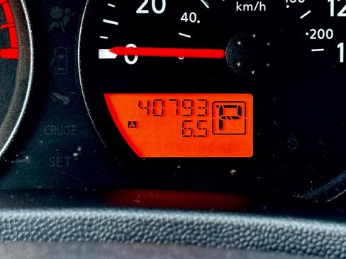 Used 2020 Nissan Frontier SV image 16