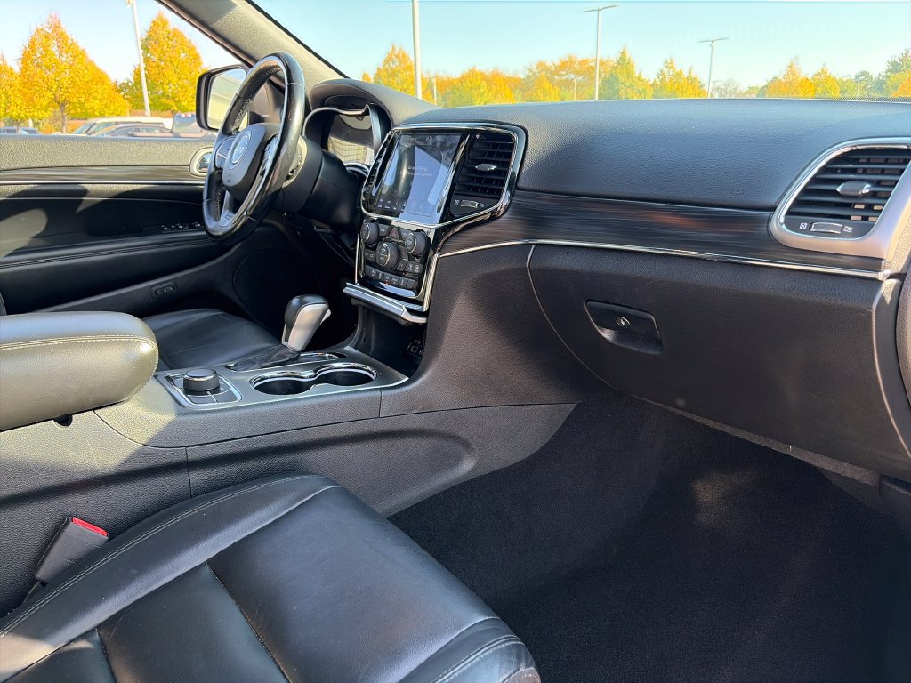 Used 2020 Jeep Grand Cherokee Limited AWD/4WD image 10