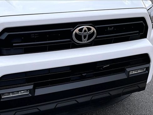 Certified 2025 Toyota 4Runner SR5 image 27