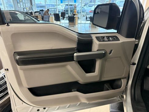 Used 2018 Ford F150 XLT image 9