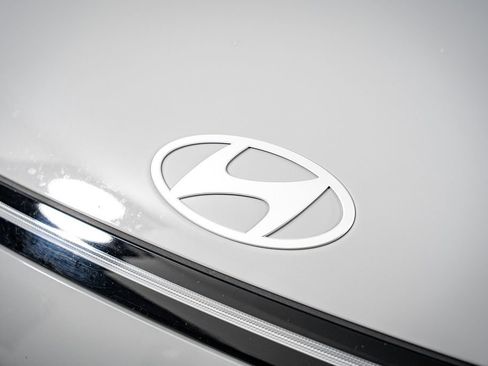 Used 2026 Hyundai Kona SEL Sport FWD image 22