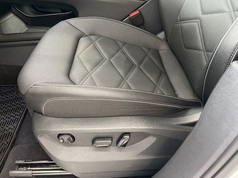 New 2025 Volkswagen Atlas SE image 15