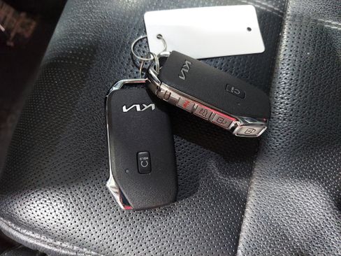 Used 2022 Kia Telluride SX image 21