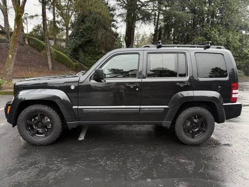 Used 2008 Jeep Liberty Sport w/ Popular Equipment Group image 8