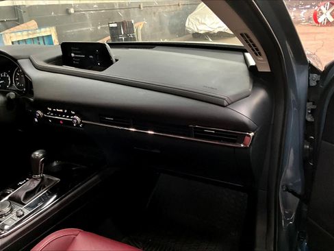 Used 2024 MAZDA CX-30 AWD 2.5 S w/ Preferred Package image 17