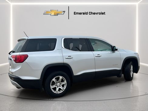 Used 2017 GMC Acadia SLE FWD image 4