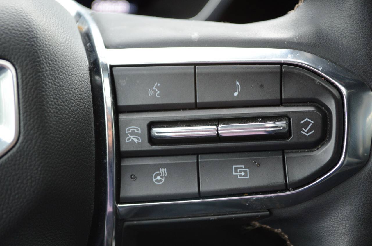 Used 2025 GMC Canyon Denali AWD/4WD image 29