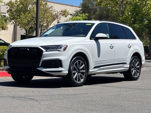 Used 2023 Audi Q7 2.0T Premium Plus AWD/4WD image 9