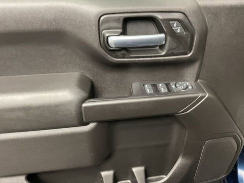 Certified 2021 GMC Sierra 1500 Base w/ Sierra Value Package image 11