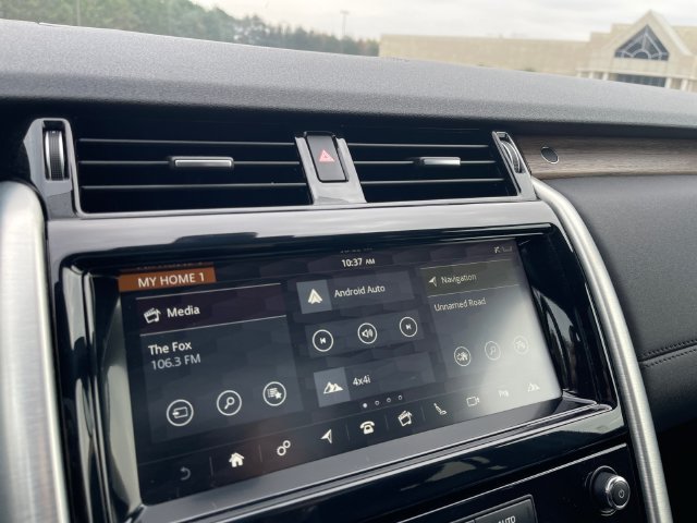 Used 2018 Land Rover Discovery HSE AWD/4WD image 25