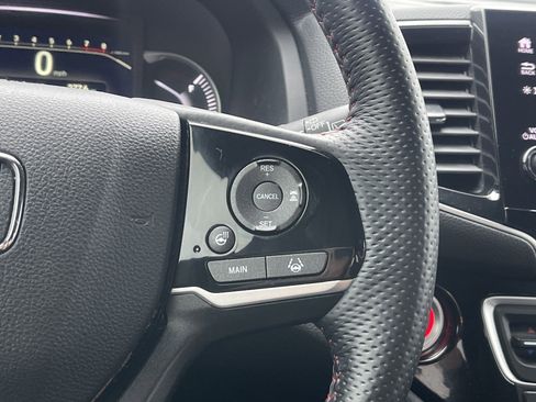 Certified 2024 Honda Passport Black Edition image 19