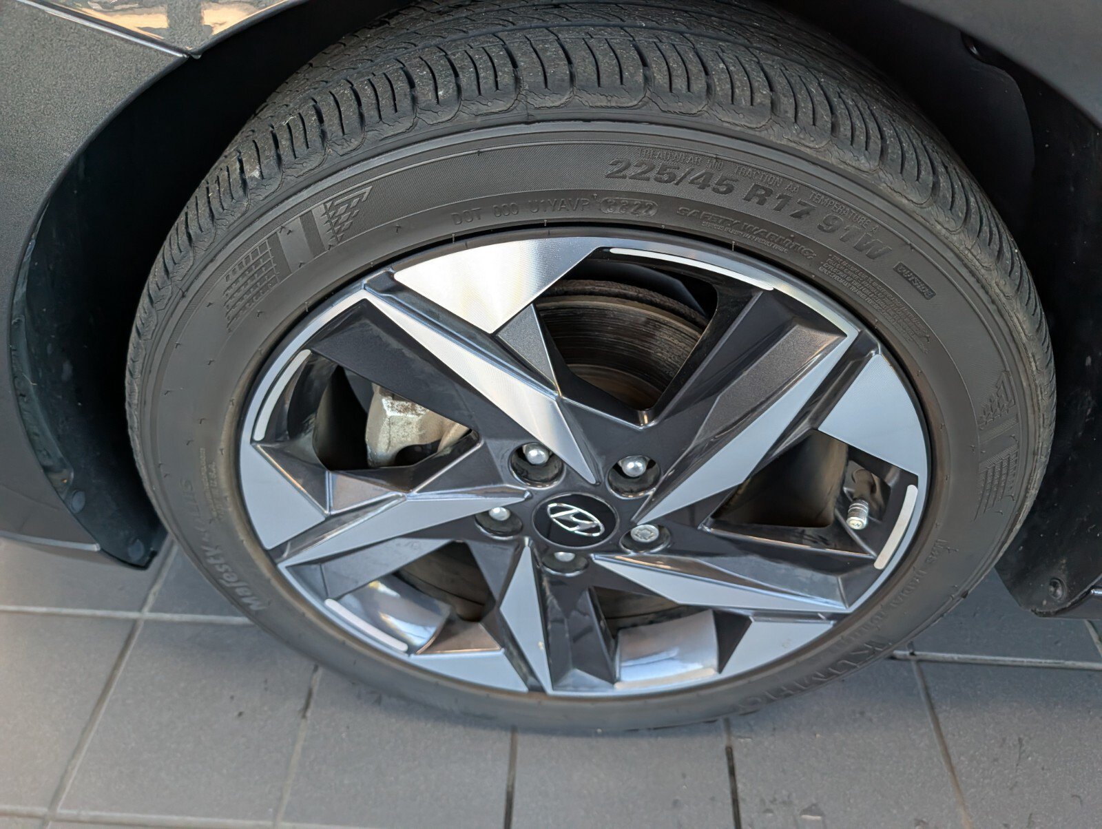 Used 2023 Hyundai Elantra SEL w/ Convenience Package FWD image 7