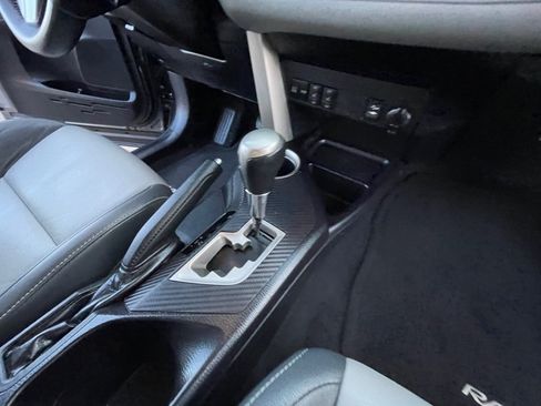 Used 2013 Toyota RAV4 Limited FWD image 31