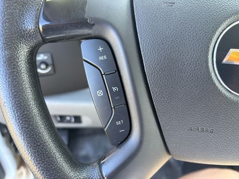 Used 2011 Chevrolet Silverado 2500 W/T w/ Snow Plow Prep Package image 27