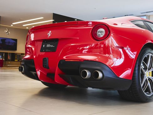 Used 2014 Ferrari F12 Berlinetta RWD image 53