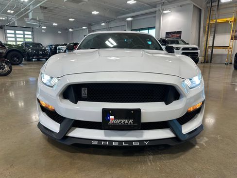 Used 2018 Ford Mustang Shelby GT350 w/ Electronics Package RWD image 2