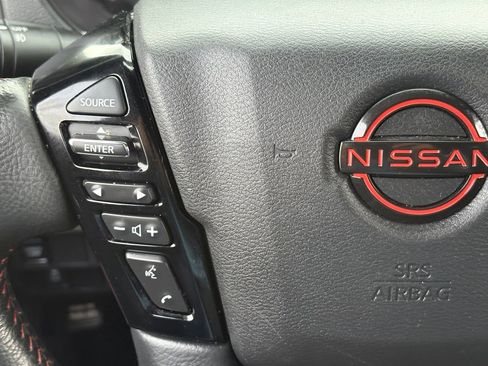 Used 2024 Nissan Frontier Pro-X w/ Pro Convenience Package RWD image 21