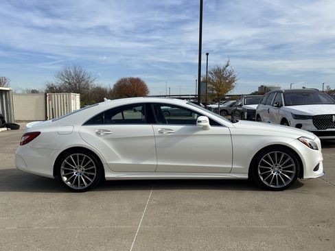 Used 2016 Mercedes-Benz CLS 400 image 10