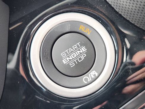 New 2026 RAM 2500 Limited AWD/4WD image 15